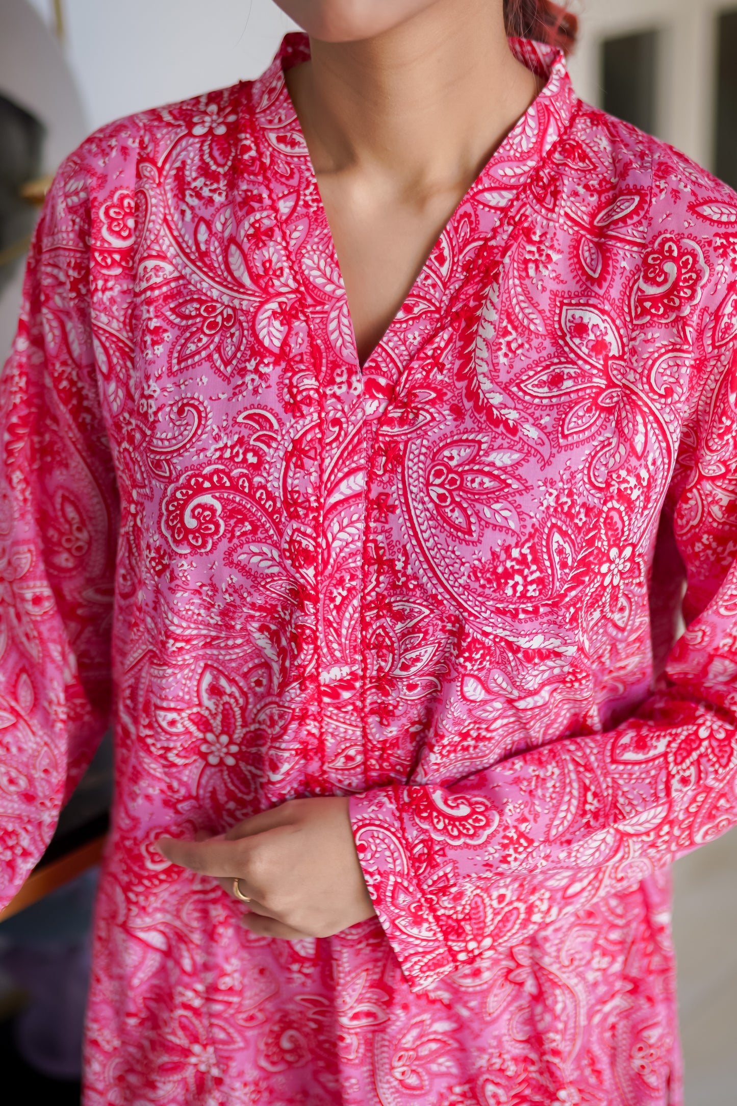 The Pink Paisley – Hot Pink Paisley Printed & Hand Embroidered Lawn 2-Piece Suit