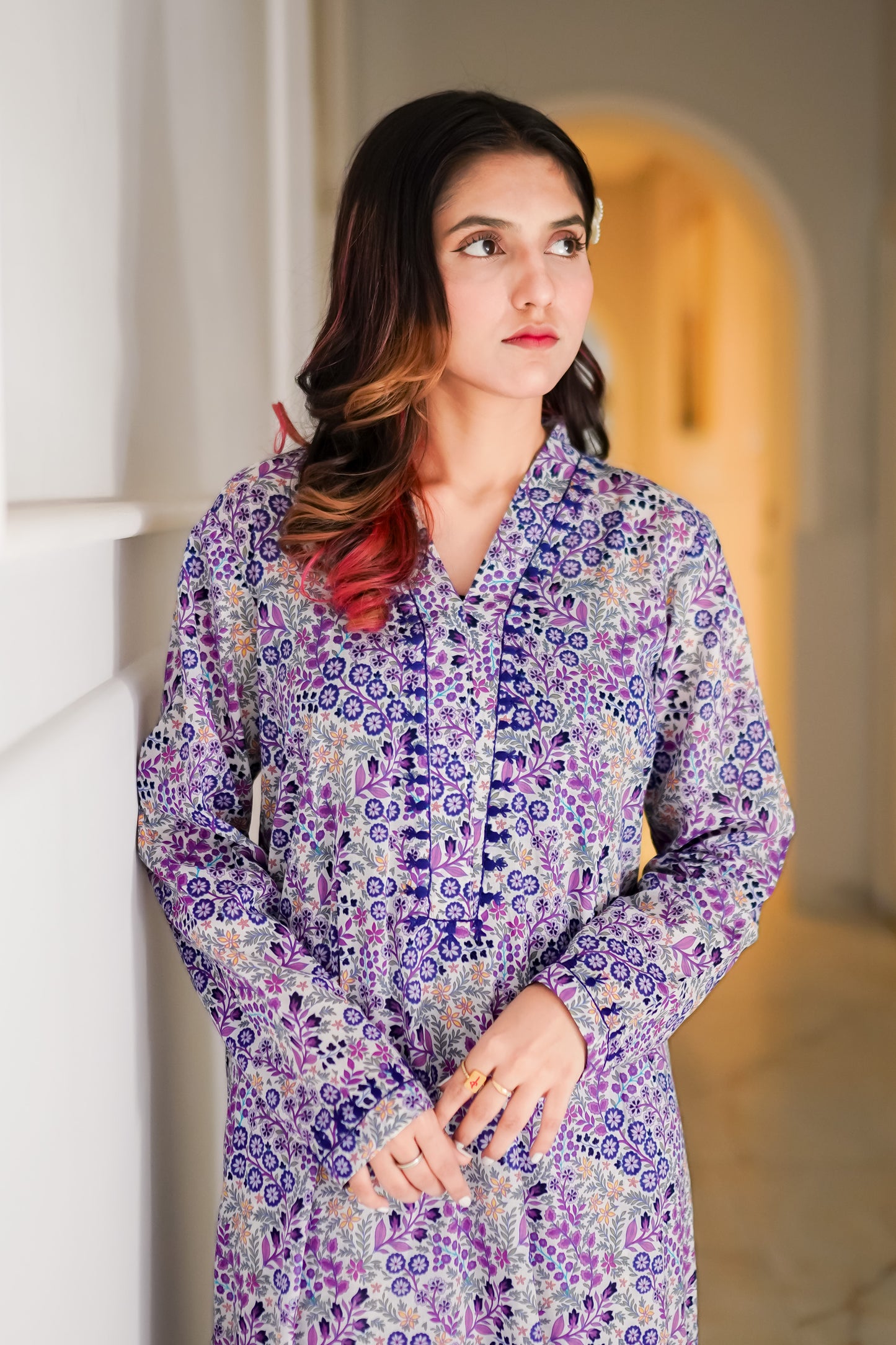 Bagh e Benafsh – White Purple Floral Printed & Hand Embroidered Lawn 2-Piece Suit