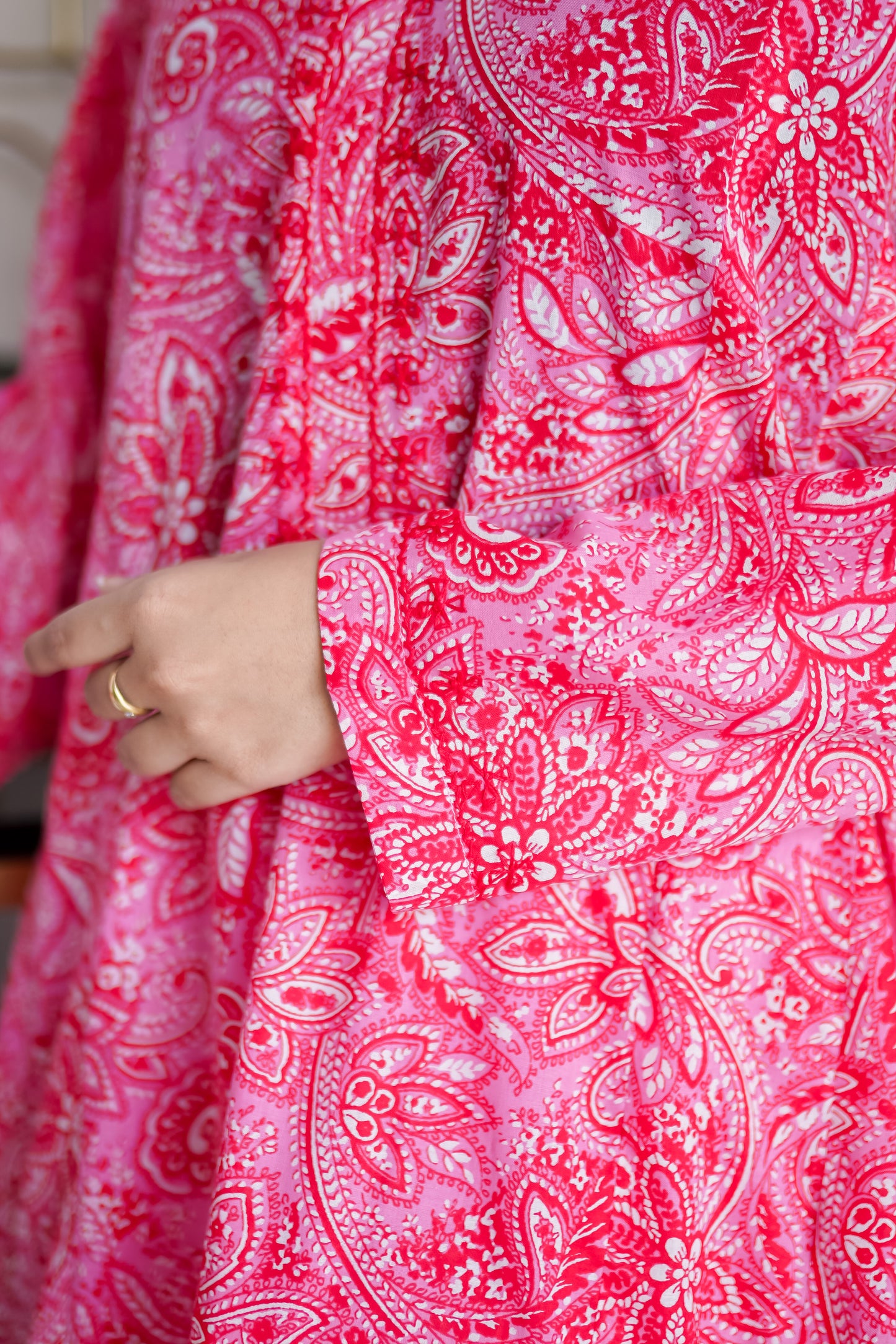 The Pink Paisley – Hot Pink Paisley Printed & Hand Embroidered Lawn 2-Piece Suit