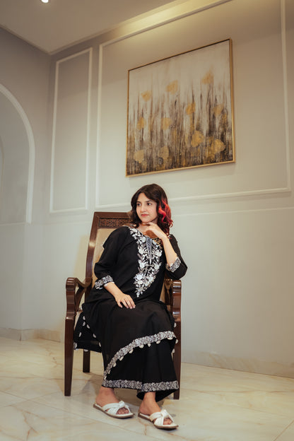 Shab e Gul – Black White Embroidered 2-Piece Eid Suit