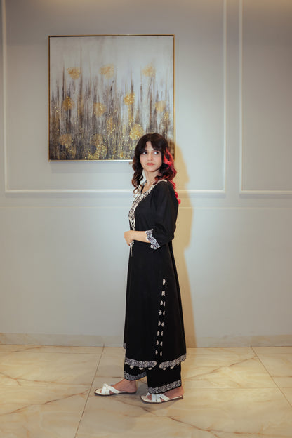 Shab e Gul – Black White Embroidered 2-Piece Eid Suit